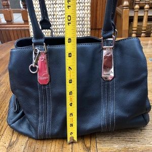 Vintage Tignanello Black Leather Shoulder Bag